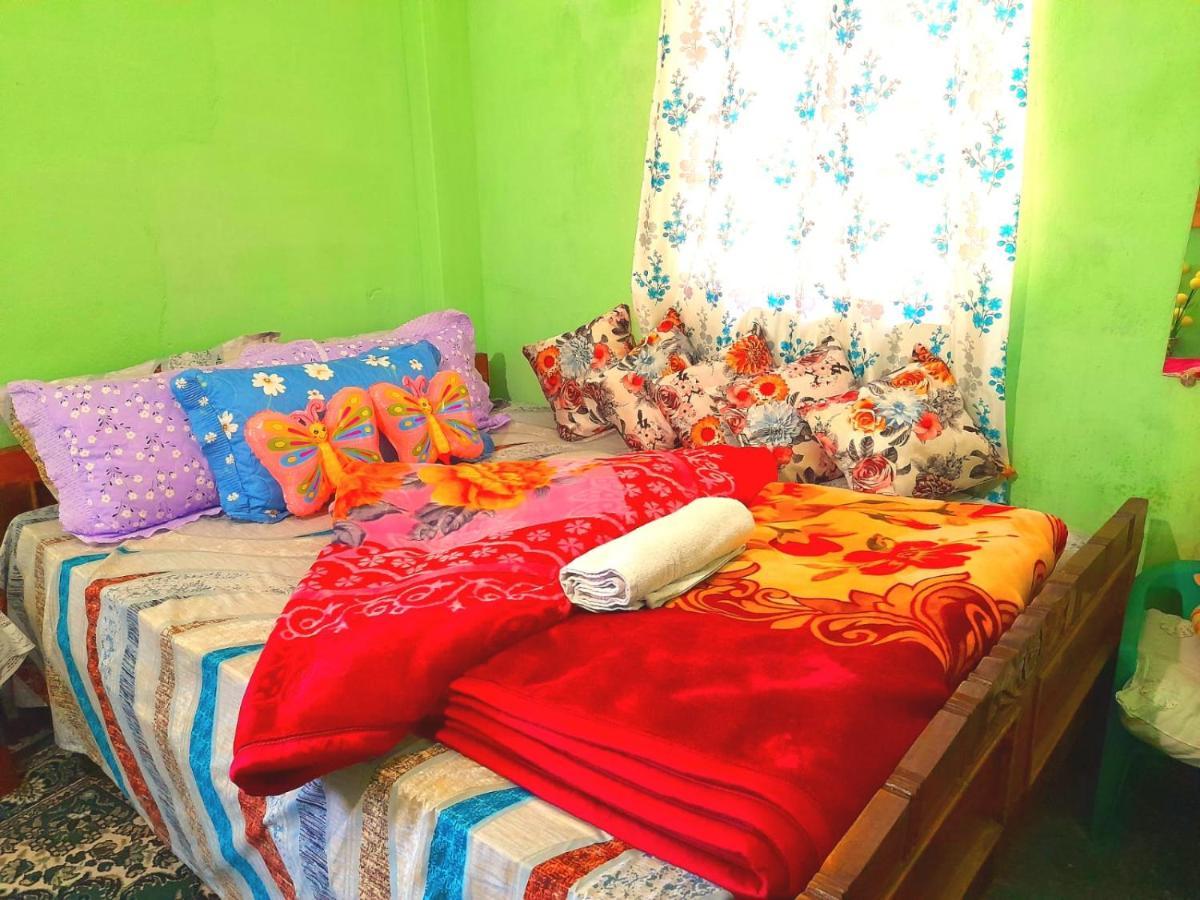 Swastika And Travels Bazar Near Hdfc Bank Nh55 Road * Kurseong