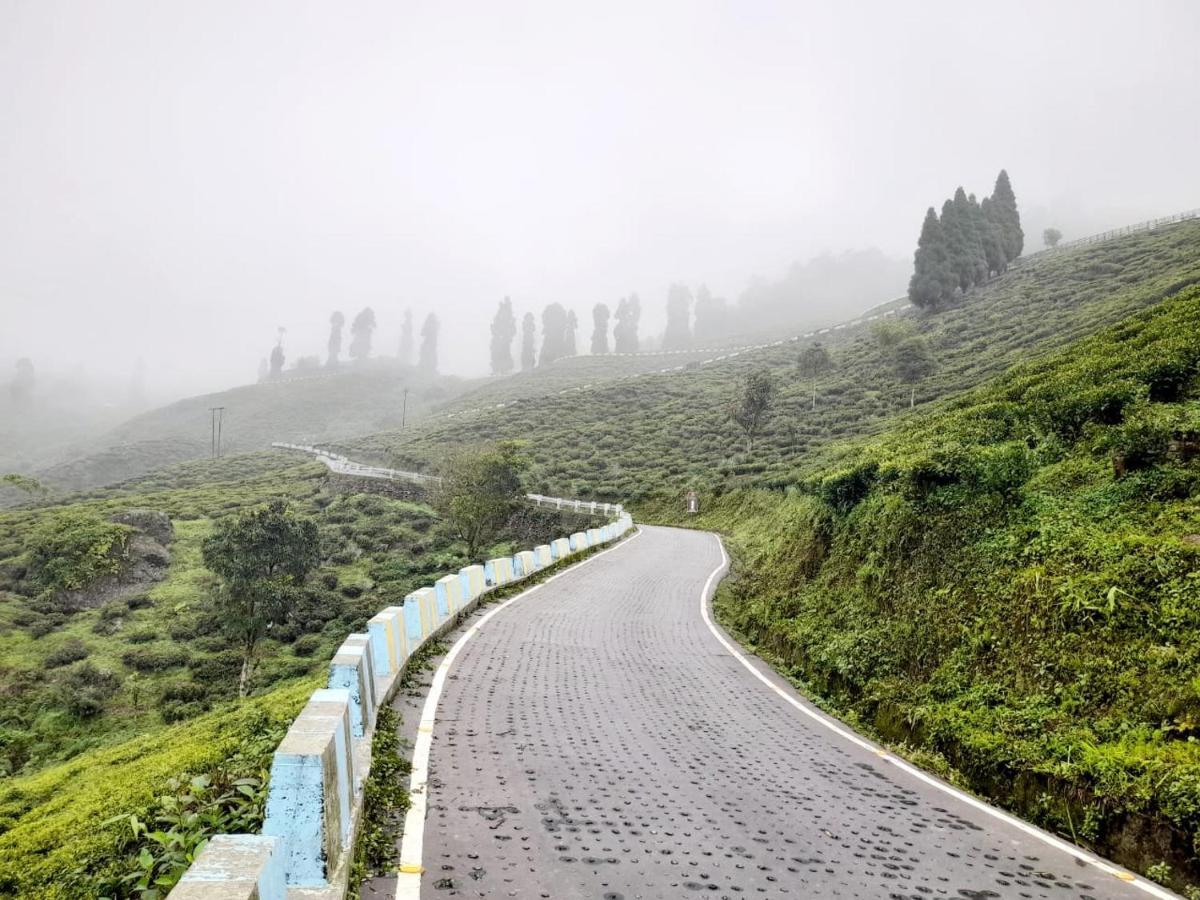 Swastika And Travels Bazar Near Hdfc Bank Nh55 Road Kurseong