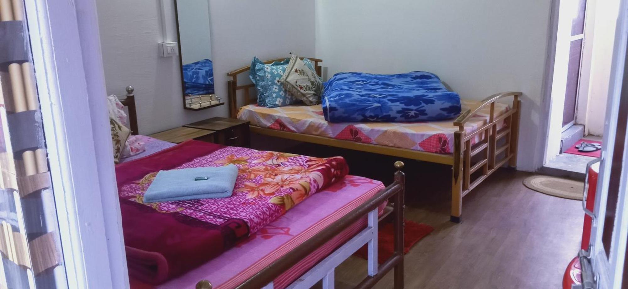 Shriya Homestay *