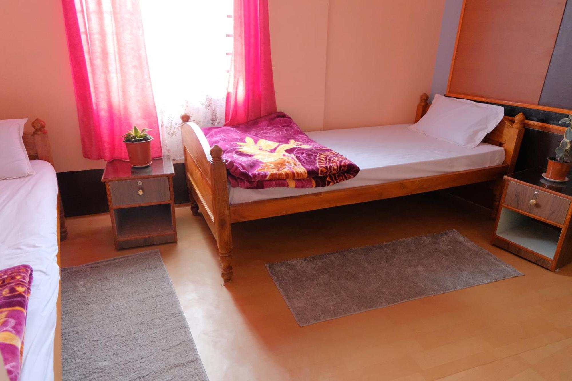 Down Town Homestay *