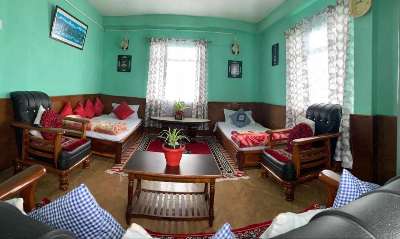 Homestay Ebi's