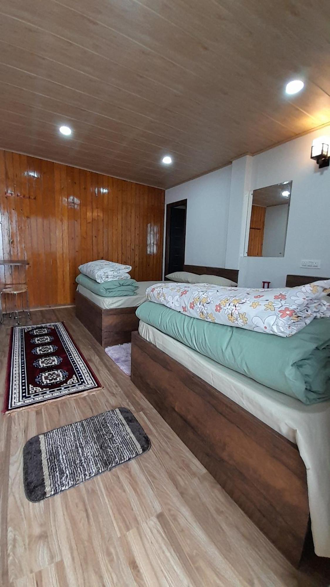 Nijung Homestay, Dowhill