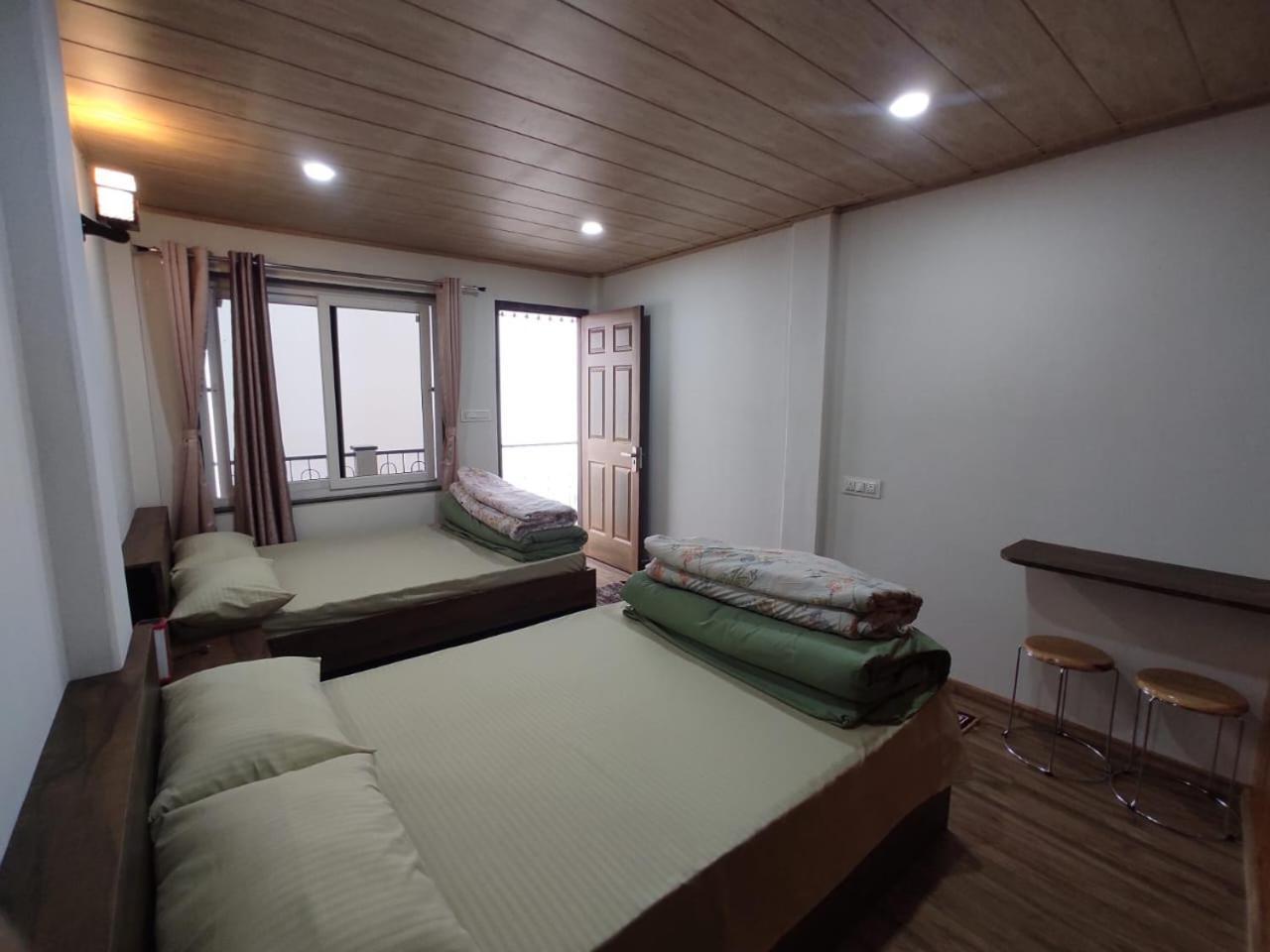 Nijung Homestay, Dowhill Homestay *