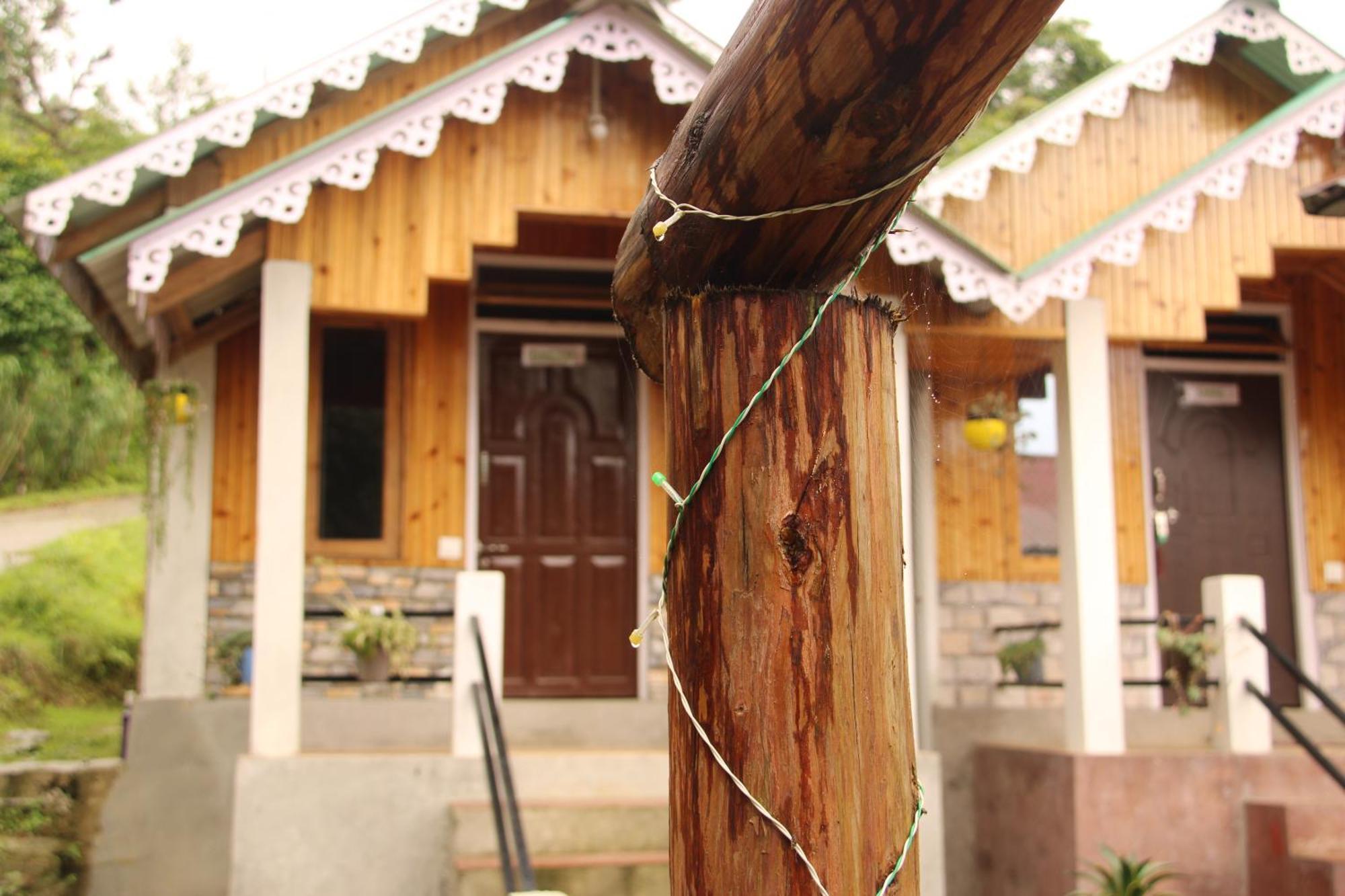 Montavilla Eden Sittong