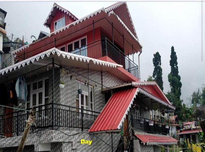 Homestay Arms Home Stay