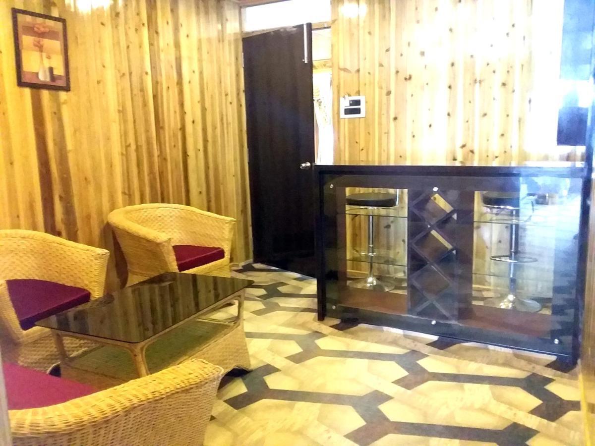 The Kaizer Valley Hotel *